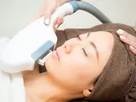 お肌のターンオーバーを促進🧖♀️✨光フェイシャル