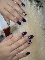 ちゅるちゅるワンカラー➕2本アートデザイン。　　　　　1本ずつアート追加の場は1000円いただきます。