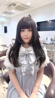 【19:00】前髪​〜​顔まわり矯正＋カット