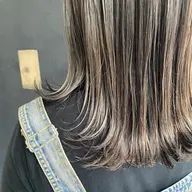 スジ感ハイライトカラー