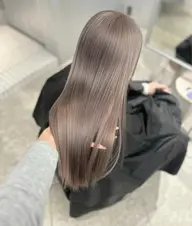 ダブルカラー(ケア剤込み)＋最高級トリートメント【ブリーチ】