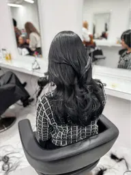 𓂃🎀𓈒𓏸重くない暗髪ワンカラー＋オリジナルトリートメント ＋コテ巻き仕上げ𓂃🎀𓈒𓏸