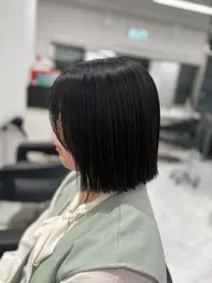 【🖤パツッとボブになりたい方🖤】ボブカット➕縮毛矯正➕最高級✨️髪質改善トリートメント