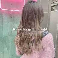 🤍🌷デザインカラー(ケアブリーチ)🌷🤍 ➕ 補修ケアシャンプー  ➕ 高保湿トリートメント