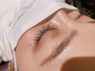 ☁️新規様限定マツエク80本までつけ放題☁️(オフ込み)⚠️土日祝＋¥550⚠️