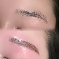 期間限定価格❕自眉毛を活かした眉スタイリング🫧✨(間引き、メイク込)