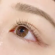 まつ毛パーマ　ロッド式（艶トリートメント仕上げ）