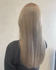 【💇🏻♀️minimoでお得に!💇🏻♀️】ブリーチ+カラー+カット+Aujuaトリートメント