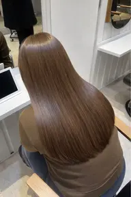 【☔️癖毛さん必見☔️】髪質改善縮毛矯正＋カット  パヤパヤ毛、癖毛全てストレートに艶のある髪に🐸