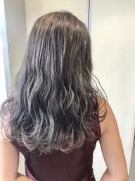 【講習モデル】ブリーチ＆カラー（シルバー系）※講習場所がAsh下丸子店、17：30​〜​