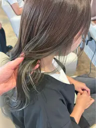 【さり気ないアクセントカラー♡】カット➕イヤリングカラー