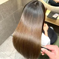 【乾かすだけでまとまる艶髪に🍀*】カット➕美髪縮毛矯正🌟⋆꙳