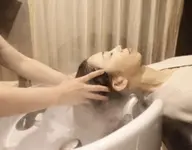 🌼平日限定🌼【極上ヘッドスパ🧖‍♀️￥6600 】シャンプーブロー込み！仕事帰り髪を洗って乾かすのは面倒という方♪
