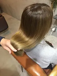 髪質改善美容ヘアエステトリートメント《ダメージ補修》
