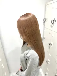 色持ち抜群♠️オリジナルトリートメントと艶カラーヘッドスパ付き