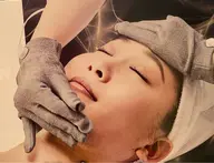 EMSヘッドスパ【シャンプーブロー込み】バイオウェーブを発生させることで弱った振動数を元に戻し組織の修復再生を促します。