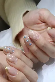 ［Design A］5~6本アートネイル♡お持込OK★パーツによって追加料金発生