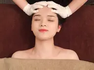 [頭蓋骨小顏矯正40分]頭蓋骨と首肩こりから整える小顔手技★	￥4,800