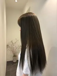 前髪ストレート♪♪treatmentやcolorと組み合わせ可能◎