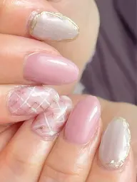 🎀ご新規様限定🧸迷ったらコレ!!シンプル♡定額ネイルです店頭にあるサンプルよりお選びください♡