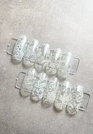 大人気レースart✨1本¥800💅🏻ワンカラーのポイントにオススメです🥰