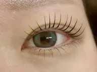 【5/9(土)限定・パーマ+眉WAXのセット】通常の半額以下★アイリスト歴10年以上のスタッフが担当！