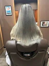 "未知なる美髪"ハホニコトリートメント