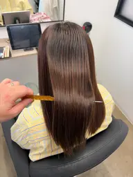 ⭐️最高級トリートメント⭐️[縮毛矯正している方にもおすすめ💁🏼‍♂️]カット＋🫧水素トリートメント🫧