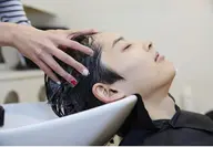 至福のヘッドスパ✨シャンプーブロー　オーガニックヘッドスパ　頭皮保湿　イヤーエステ付