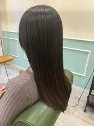 【低ダメージ美髪縮毛矯正】＋【カット】＋【極上髪質改善トリートメント】+【ケアプロ(トリートメントの促進機)】