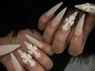 🦋✨SNSで大人気話題ネイル✨🦋長さだし＋ビッグクロムネイル✝️★オフなし