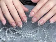 【人気フレンチ～光のライン】マグネットフレンチ+人気パーツ2本♪　¥6980円