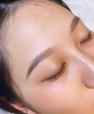 ハリウッドブロウリフト(HBL)✨WAX込み🫧4/ 20 12:30🫧無料モデル様