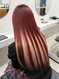 🍎さりげないインナーデザインカラー‼️🍎フルカラー＋🟥インナーカラー🟦＋髪質別トリートメント