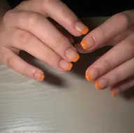 フレンチネイル