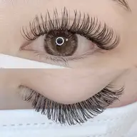 4/15​〜​17限定価格！まつげが抜けるまでの超持続！ダブルフラット100束（200本）💐オフ/アイシャンプー込