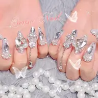 💞ハンド✨✨150分持ち込みデザイン¥10800(最高級パーツ、ゴテゴテデザインOK！）