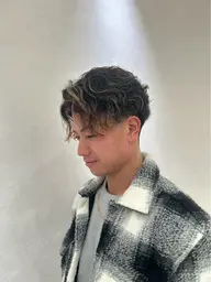カット➕パーマモデル🦋 (メンズ、レディース可)何でもOK ¥2200