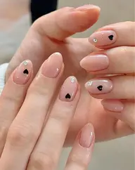 🌟シンプル持ち込みデザイン4本まで(当店一ヶ月以内ジェルオフ無料。他店オフ➕500)甘皮ケア➕オイル込み