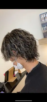 『🉐メンズ限定クーポン!🌈』✨men'sフルコース✨カット➕ハイライト➕ツイストパーマ➕ヘアケアトリートメント付き!