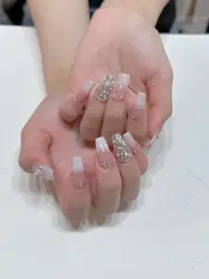 ◾︎長さだしロングチップ10本/パーツ付け放題(立体ジュエリー込)フリーデザイン/(他店オフ込)