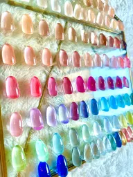 ☝️ワンカラー（オフなし、甘皮ケア、ハンドマッサージ付き）🌟❤️ オフあり➕500円（➕30分）持ち込みパーツ対応🥰