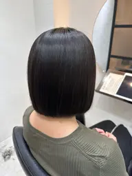 【☘️平日限定 ミニモ特別料金メニュー☘️】カット（ボブ）＋オーガニックトリートメント ※ショートカットのみ不可