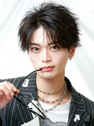 【🤩垢抜けたい人必見🤩】眉毛カット✂️