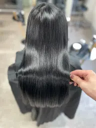 【ブリーチしてても長持ち】ブリーチで落とせる黒＋高保湿トリートメント