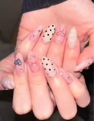 ⭐️持ち込みシンプルデザイン⭐️（ソフトジェルオフ +1100  長さ出しオフ+2200)💅