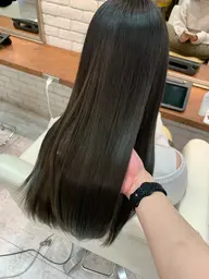 《𖤐新規限定クーポン𖤐》カット+カラー+髪質改善トリートメント