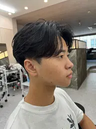 カット＋フェザーパーマ