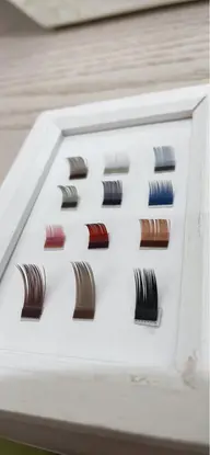 カラーマツエク色々⚫️⚪️🟠🔵🟤120本までMIX🆗単色でも♪C.Dカールのみ