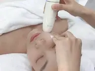 【最強小顔リフトアップ】たるみ改善◎フェイスラインスッキリ◎憧れの小顔に、【仕上げマスク付き】